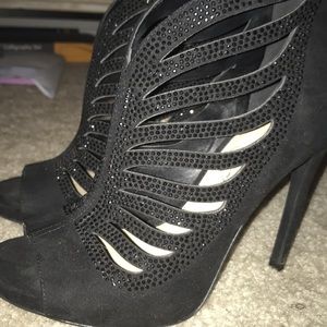 Jessica Simpson Stunning Black Studded Heels